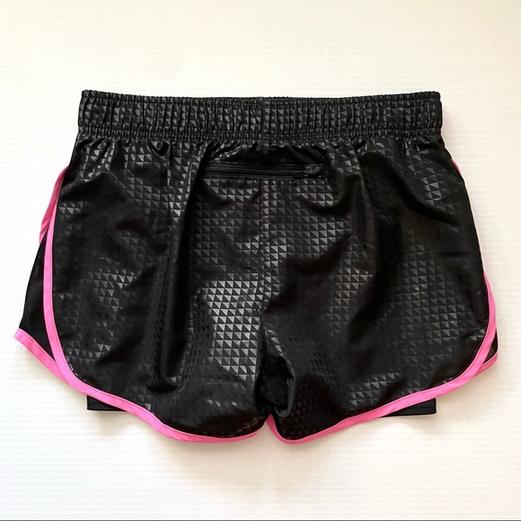 NWT Black and Pink 2-in1 Run Gym Shorts Size S - Picture 5 of 7
